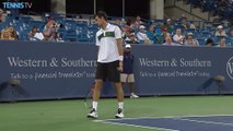 Ballboy kills bug during tennis match at Cincinnati Masters 1000 Event