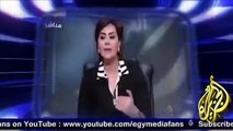 مذيع الجزيرة هيموت من الضحك على مذيعة الفراعين حياة الدرديري لعرضها اسد 3d في الاستديو