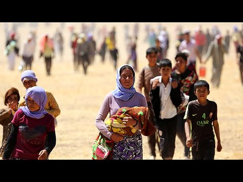 Ezidi kadınlar Şarkıcı Xate Shingali öncülüğünde ‘Güneş’in kızları’ adlı bir tabur kurdu