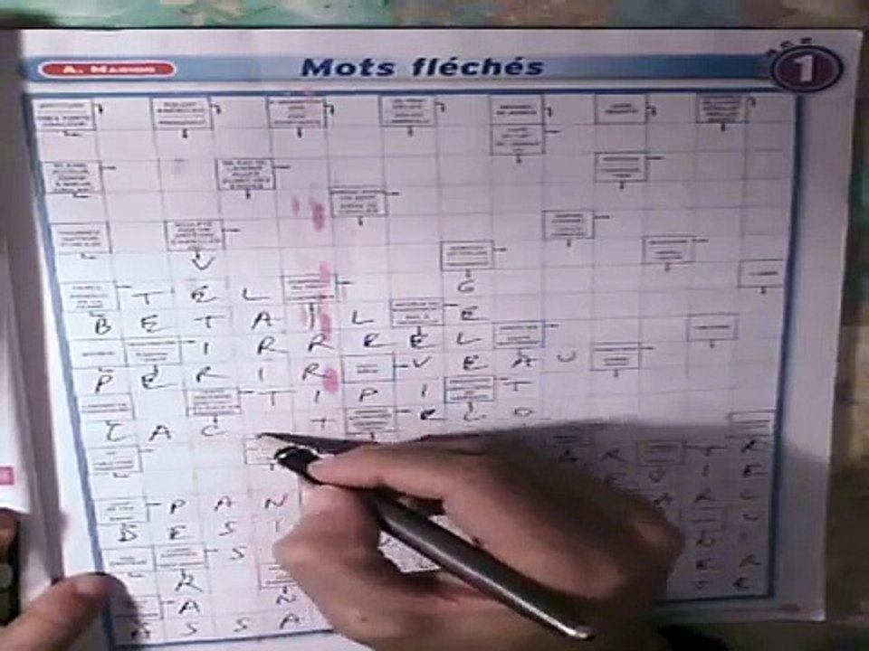 Mots fléchés force 1