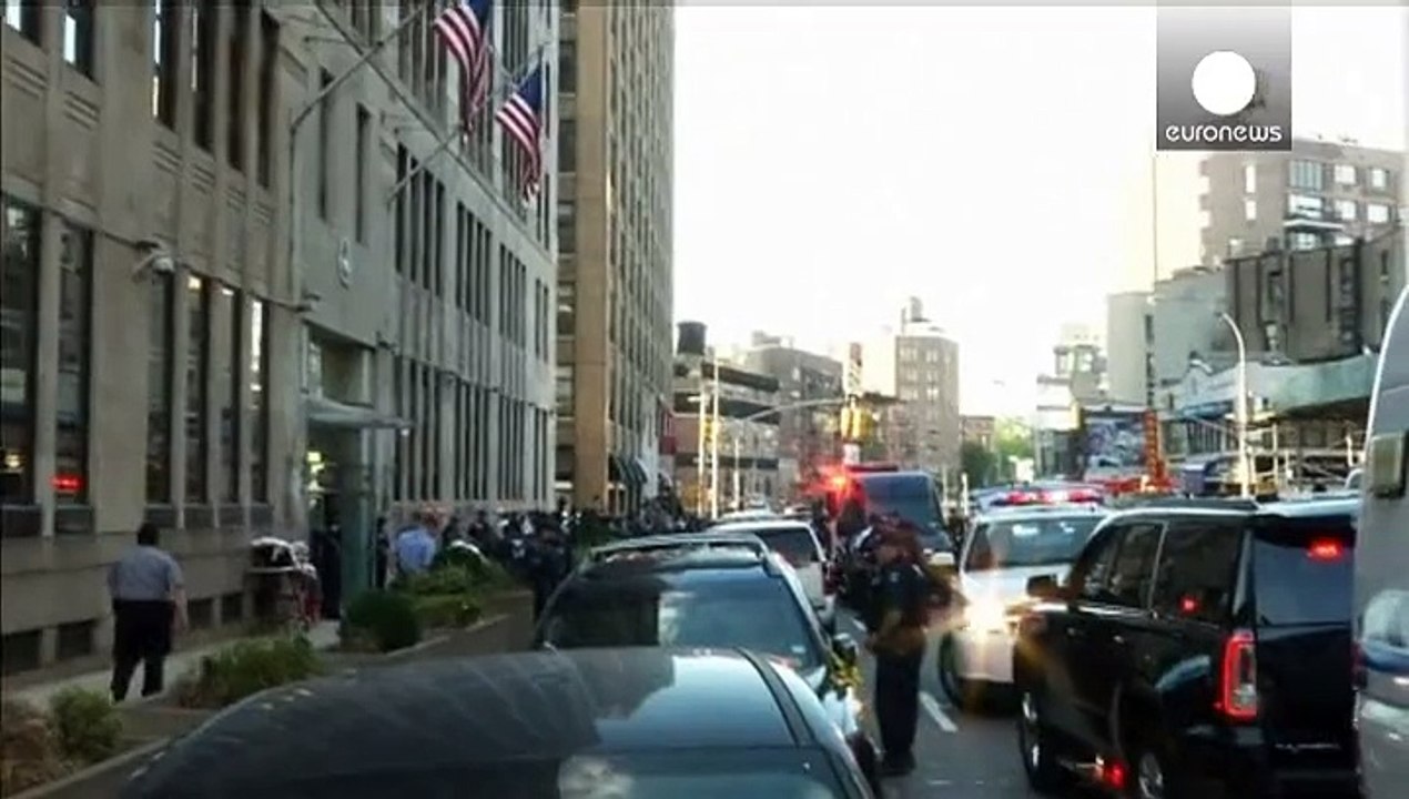 Tödlicher Überfall auf US-Bundesbehördenhaus in Manhattan