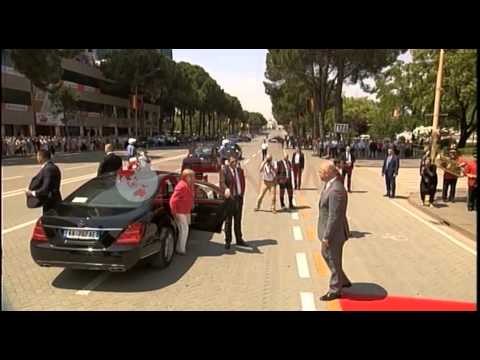 Vizitë historike, Merkel takim me Ramën në Kryeministri- Ora News- Lajmi i fundit-