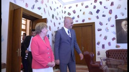 Merkel në Tiranë. Pritje madhështore për kancelaren gjermane