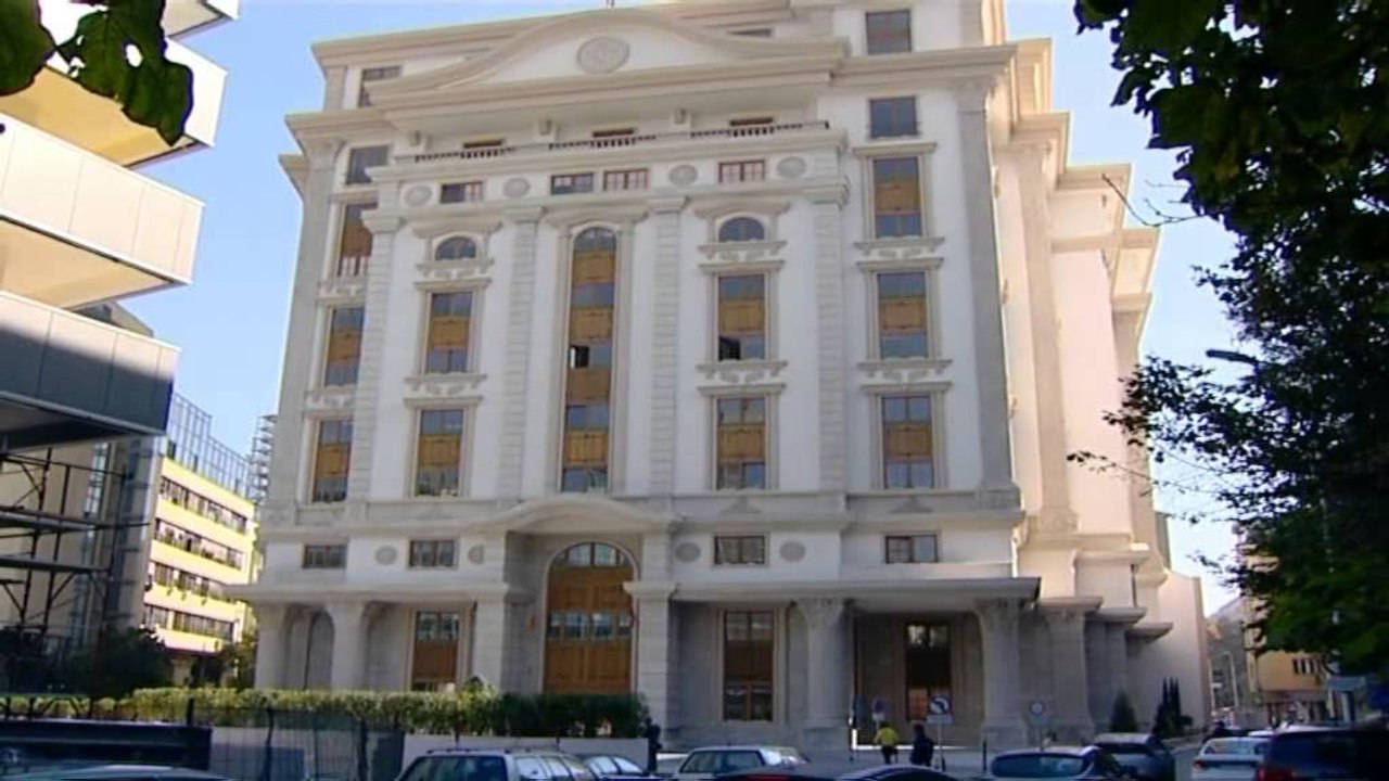 FMN-ja kërkon të reduktohen shpenzimet dhe borxhi publik