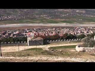 Kishat qindra vjeçare në Berat, nis restaurimi i dy Monumenteve të Kulturës  - Ora News-