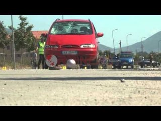 Motoçikleta përplaset me mjetin, plagosen rëndë çifti i bashkëshortëve