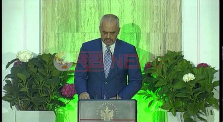 Rama shtron iftar, ndan fenë islame nga terrorizmi: ISIS ideologji barbare- Ora News