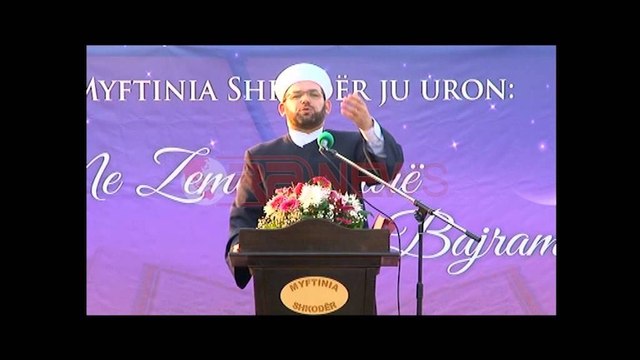 Myftiu i Shkodrës ndërpriti fjalën, kur ranë këmbanat e kishës - Ora News- Lajmi i fundit-