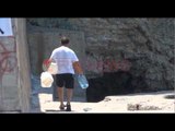 Vlorë, vlonjatët nuk kanë ujë në shtëpi, mbushin tek uji i ftohtë- Ora News- Lajmi i fundit-
