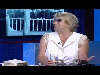 Valdete Derralla,  e ftuar në "One Morning"