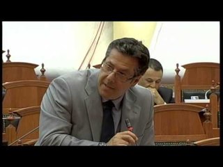 Debati në parlament. Akuza politike për lidhje kriminale