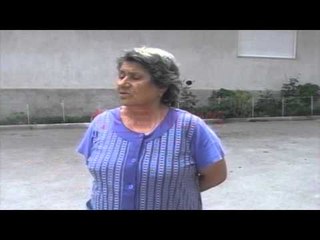 Pogradec, godina e rrënuar pranë spitalit është kthyer në banjë publike