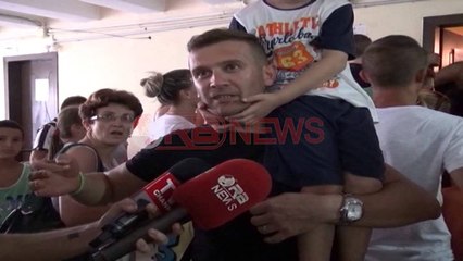 Tortura e re për shqiptarët, radhët e gjata për pasaporta në disa qytete- Ora News