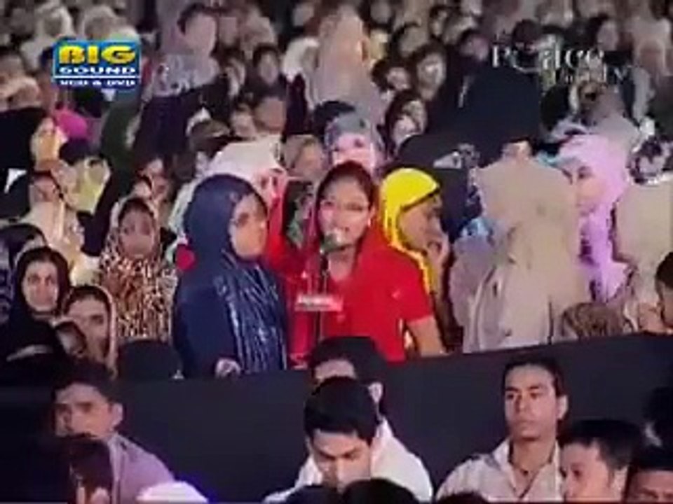 اس لڑکی کی بہادری کو سلام ہندوستان میں بھرے مجمع میں اسلام قبول کیا