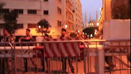 Undercover policeman threatening unarmed civilians then trapping them with tear gasses