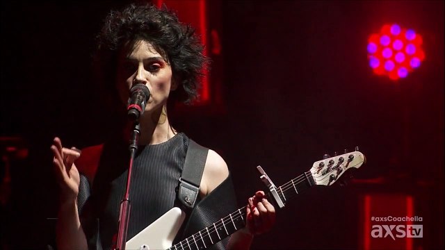 St. Vincent - Marrow (Coachella 2015, Weekend 2)