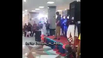 الدب لما يبي يرقص ههههه