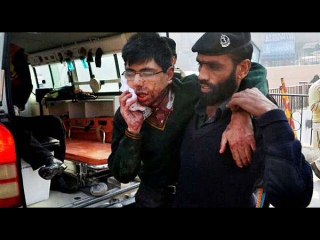 Ab Khud Kuch Karna Parey Ga