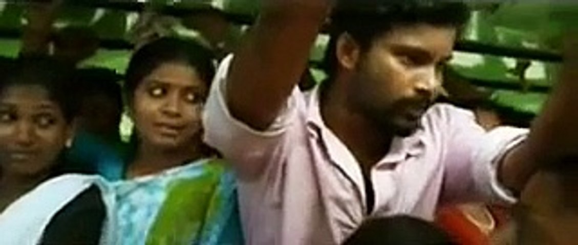 Love in Bus