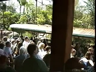 DISNEY WORLD ANIMAL KINGDOM OPENING DAY 4/22/96 DISCOVERY RIVER BOAT TOUR