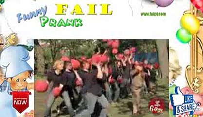 Funny Ball Attack Prank 4LKs9UzXpl8