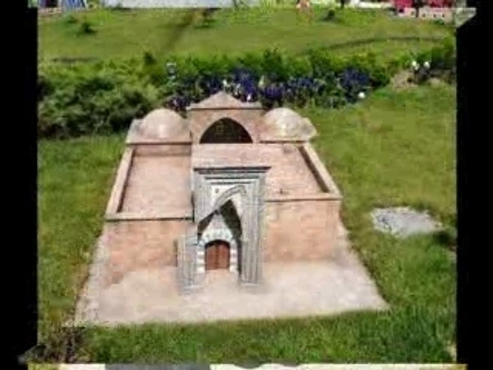 Tayyip Erdoğan-Bizimde yaşadığımız hayattır şiir