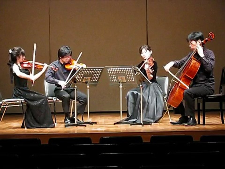 Haydn: "The Bird" 3rd & 4th mov.  String Quartet HobIII-39 Op.33/3