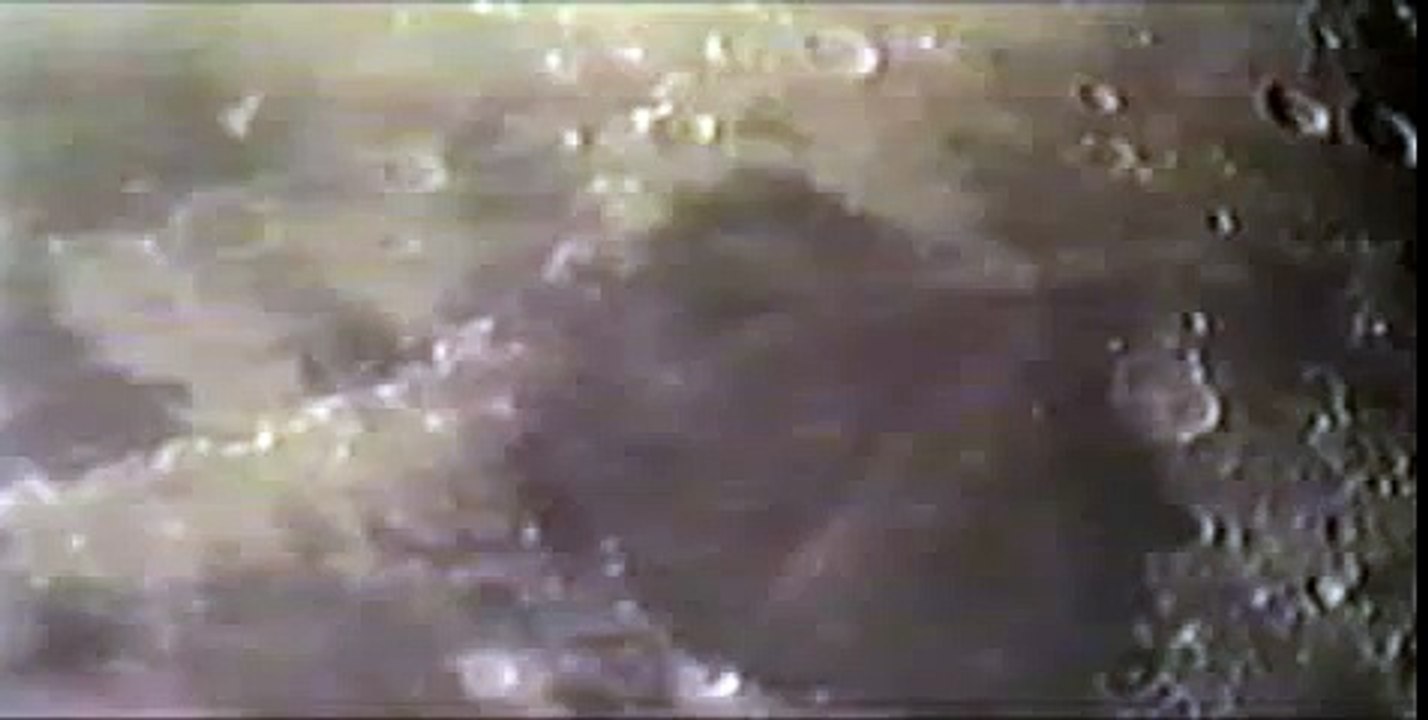 Ufo NASA 05 OVNI observé pendant le survol de la lune 8s
