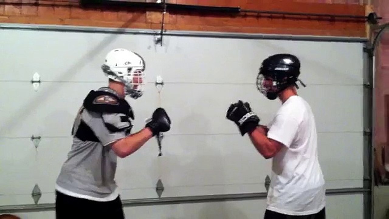 Garage Fight: One Punch Knockout