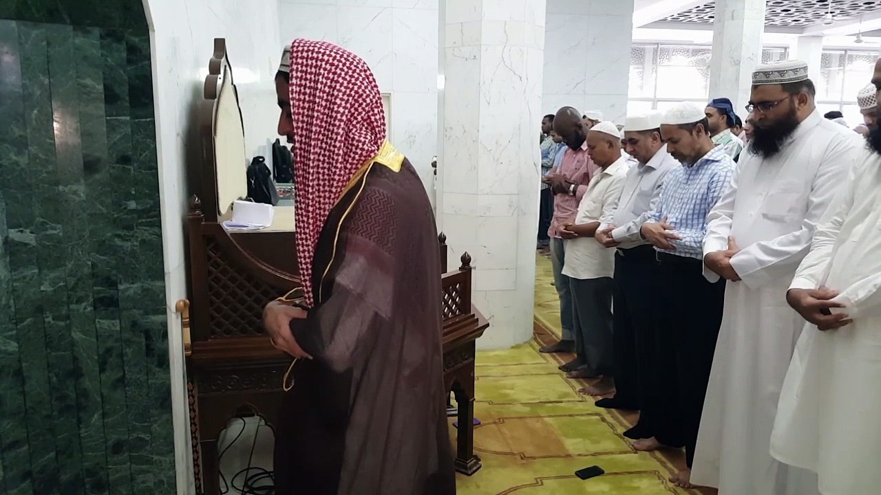 Jummah Prayer By Mufti Muhammad Shoaib In Kowloon Masjid Hong Kong 21/08/2015