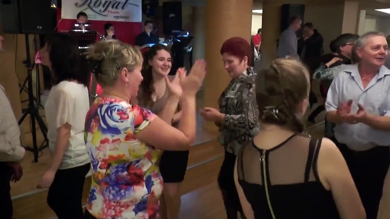 Royal Team ( video 2014 ) - Igazi mulatós egyvelegek összefoglalója - magyar csárdások ,cigányzenék