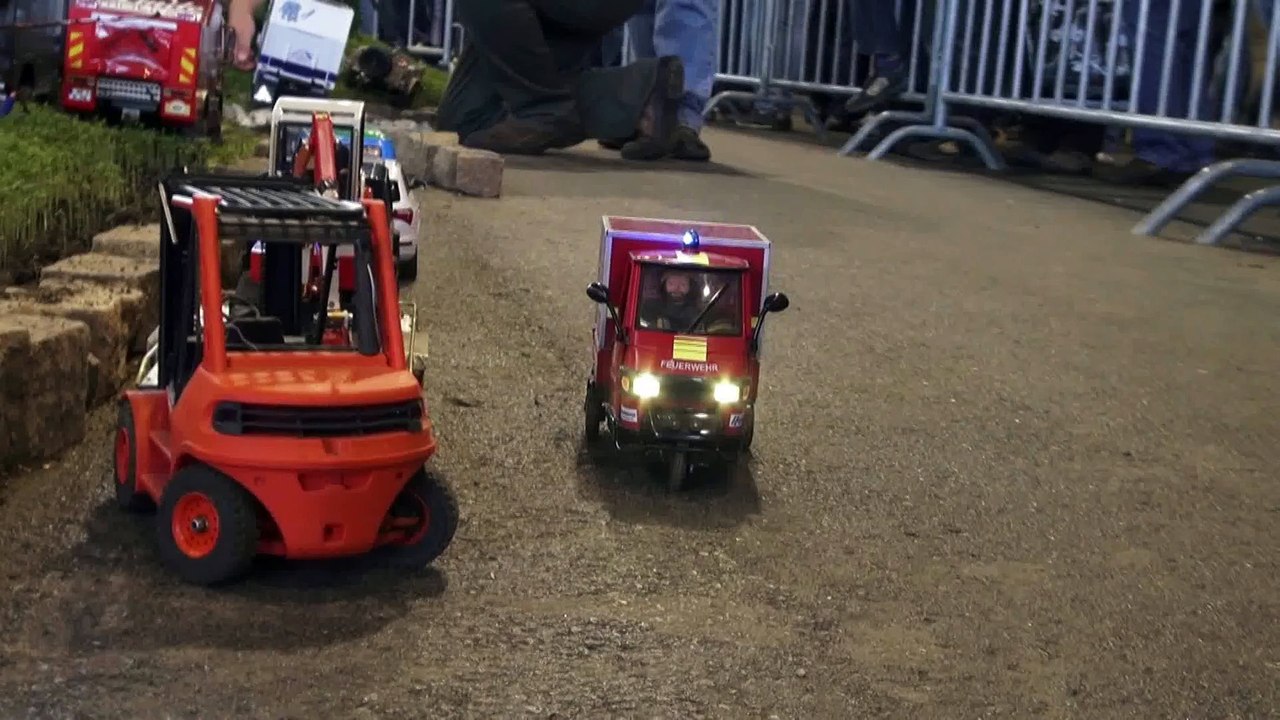 Dreirad Feuerwehr IN ACTION MODEL