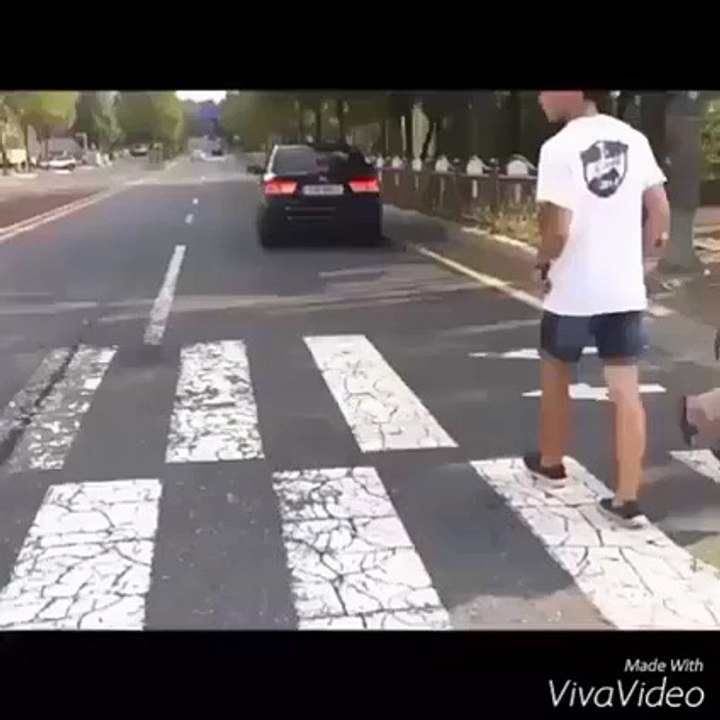 Amazing Jumps Stunt Boy ..