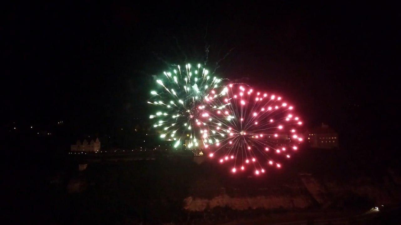 hellStar - Feuerwerk zur Dornburger Schlössernacht