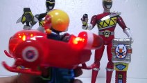 파워레인저 다이노포스 또봇XC 마이크 뽀로로 슈퍼썰매 - 말하는 히어로 장난감 소개 다이노포스 장난감 뽀로로 장난감 또봇 장난감 Power Rangers Toys 케이프 장난감