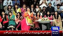 Mahira Khan First Time Dancing with Humayun Saeed