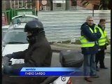 DOPO GLI ARRESTI VIGILI E AGENTI AGGREDITI DALLA FOLLA