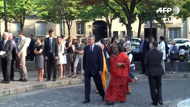 Tough negotiations ahead as crucial Paris climate talks near