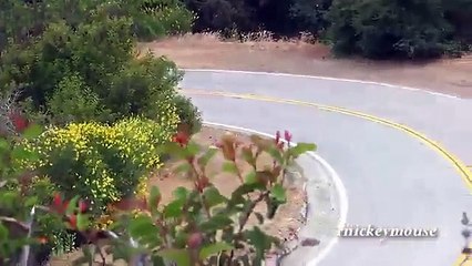GSXR 750 Lowside Motorcycle Crash Mulholland Highway - YouTube