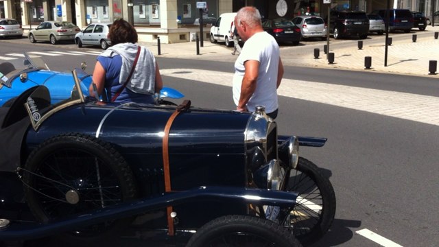 Rassemblement de voitures anciennes