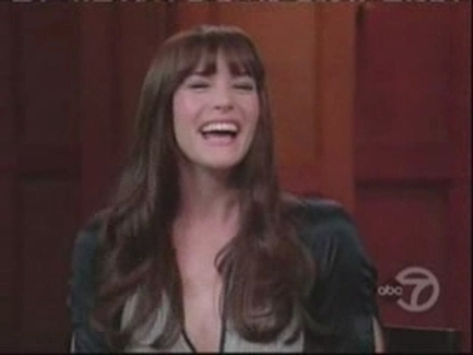 LIV TYLER @ Regis and Kelly 29/03/07