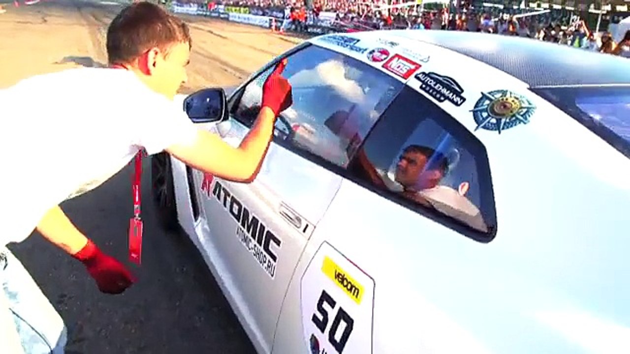 Nissan GT-R R35 vs Lamborghini Gallardo Nera vs Audi RS6[1]