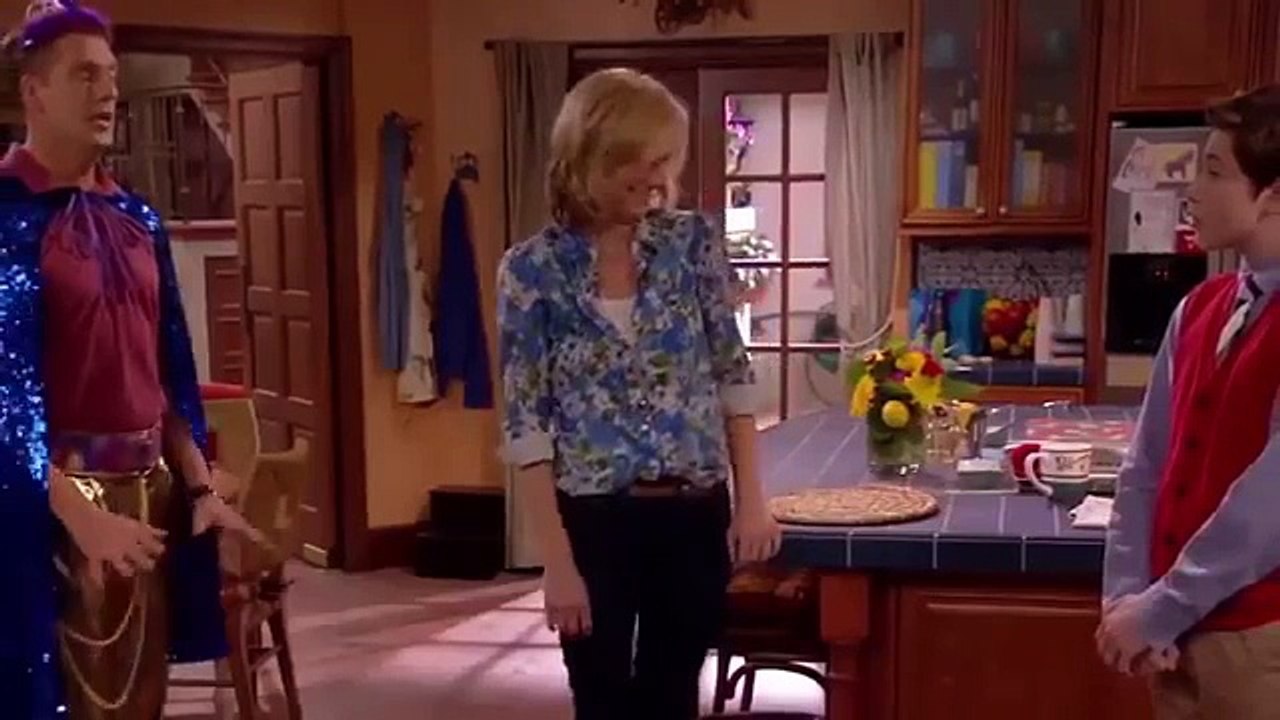 Dog With A Blog S 1 E 8   The Bone Identity