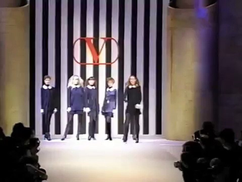 Valentino Fall 1994 Fashion Show (full pt.1)