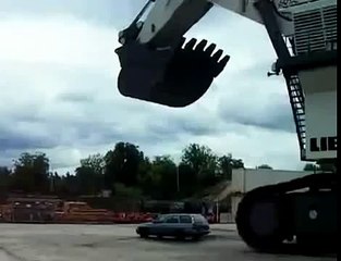 destroyed in seconds- heavy machinery in action
