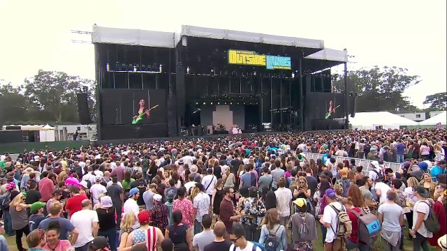 St. Vincent - Bring Me Your Loves (Live at Outside Lands 2015)
