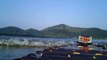 Navegação em reciclados, garrafas PET, nas praias as praias de Ubatuba, Brasil