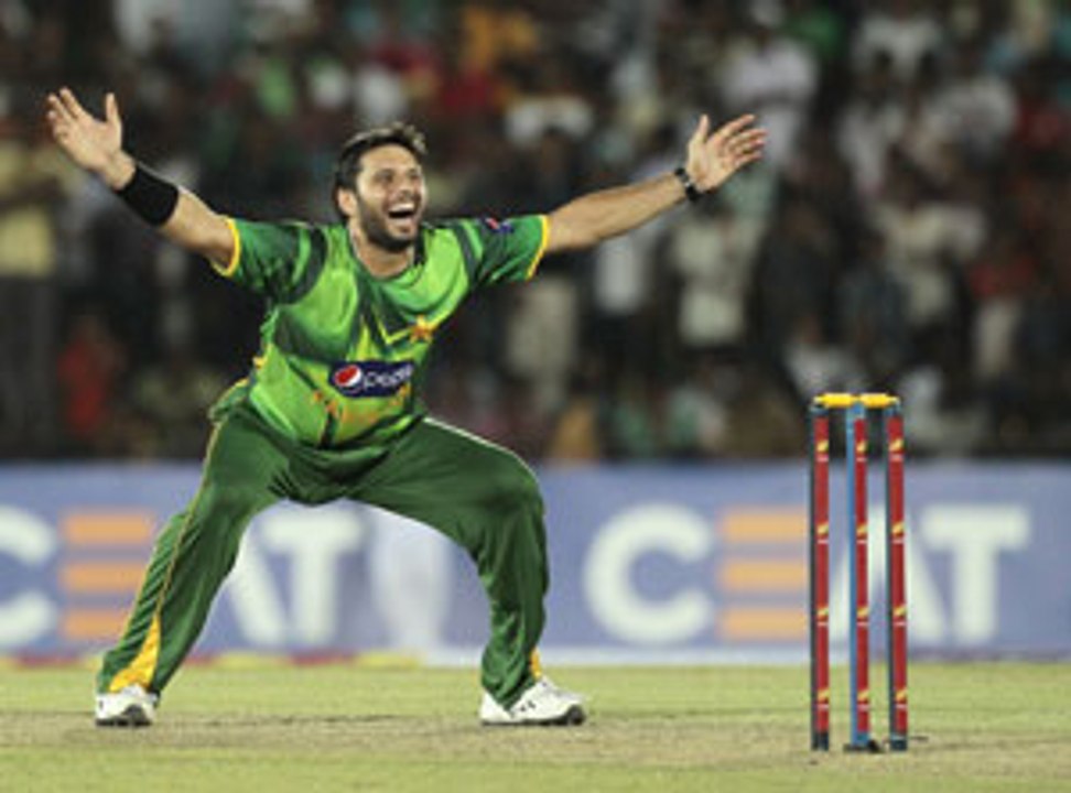 Shahid Afridi - 7 Wickets in one ODI Match - Afridi his Best - Pakistan Vs India