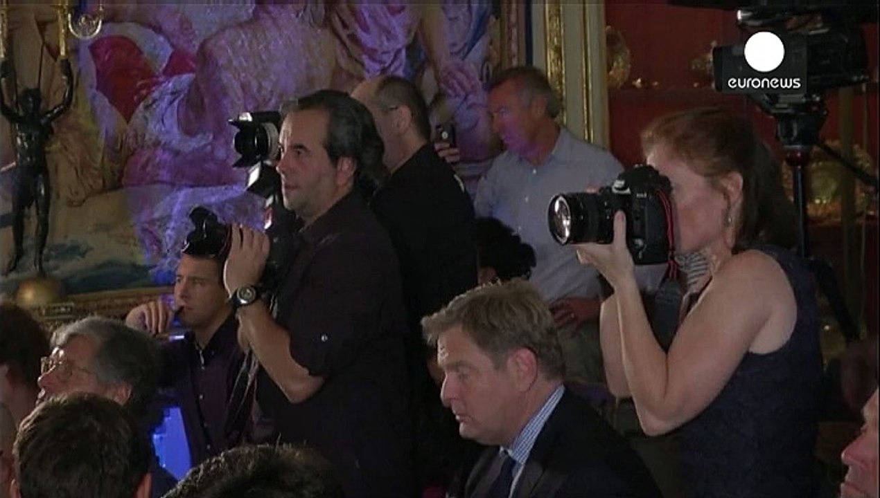 Train heroes to be honoured for bravery