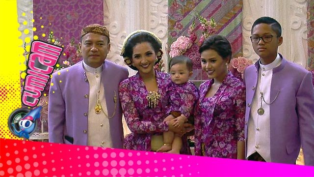 Tedak Siten Arsy, Tradisi Turun-temurun Anang - Cumicam 24 Agustus 2015